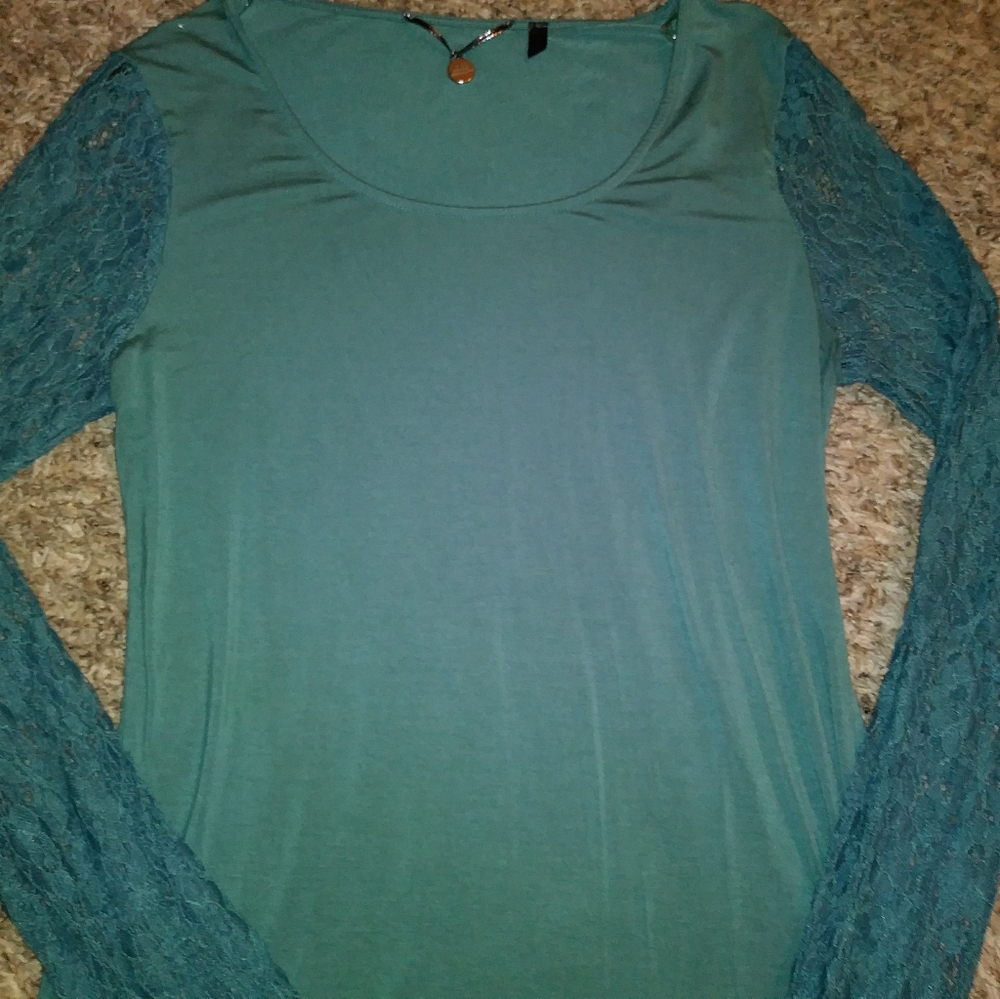 BKE Green Lace Top